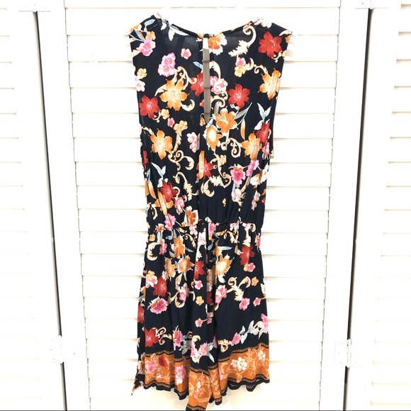 Xhilaration Shorts Romper - Picture 5 of 6